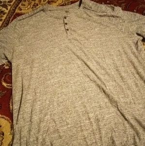 Rock&Republic gray tee